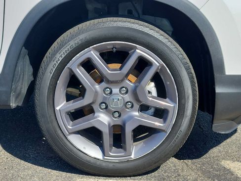 Used 2023 Honda Passport EX-L image 8