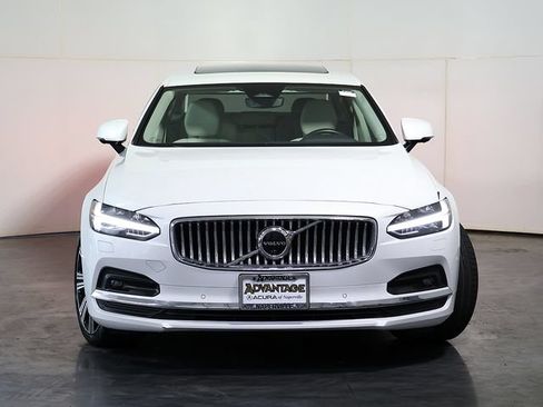 Used 2023 Volvo S90 B6 Plus AWD/4WD image 9