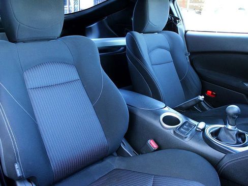 Used 2013 Nissan 370Z Coupe image 16