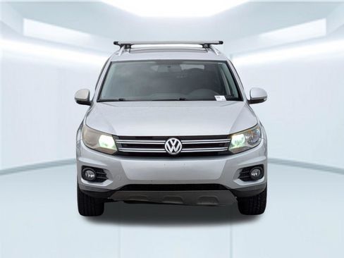 Used 2015 Volkswagen Tiguan SEL FWD image 10
