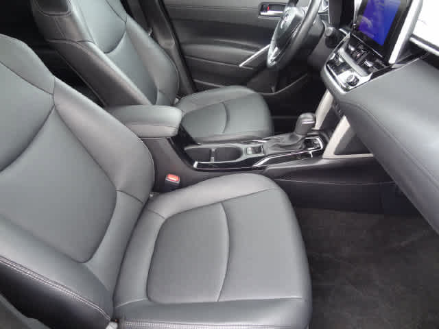 Certified 2025 Toyota Corolla Cross XLE FWD image 13