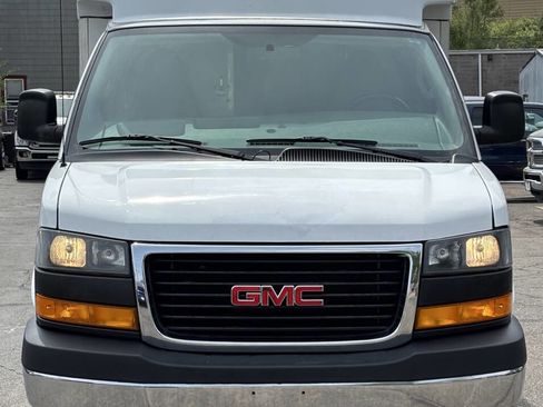 Used 2021 GMC Savana 3500 w/ Power Convenience Package image 3