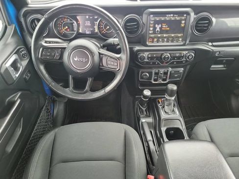 Used 2020 Jeep Gladiator Mojave AWD/4WD image 24