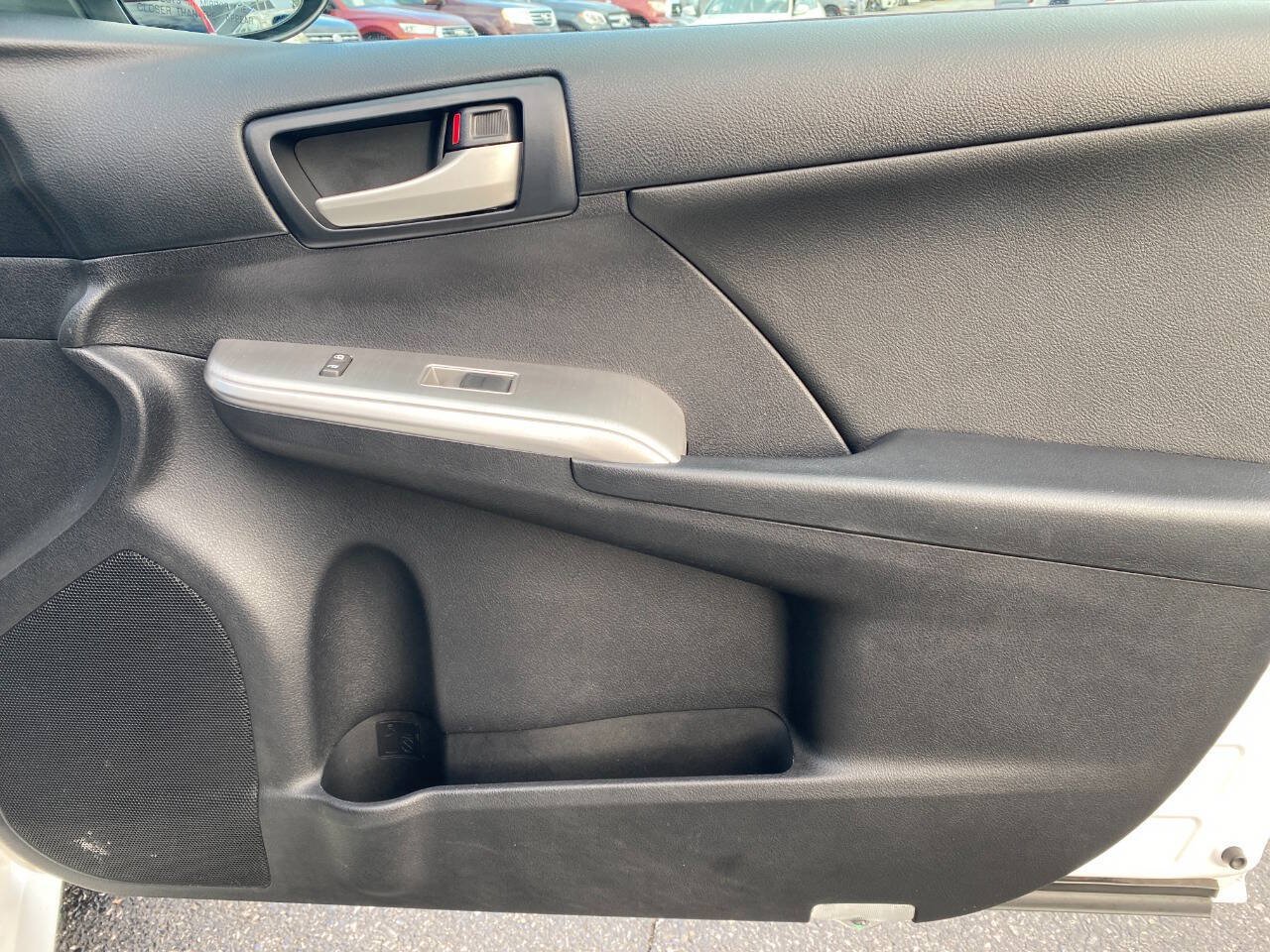 Used 2013 Toyota Camry SE FWD image 32