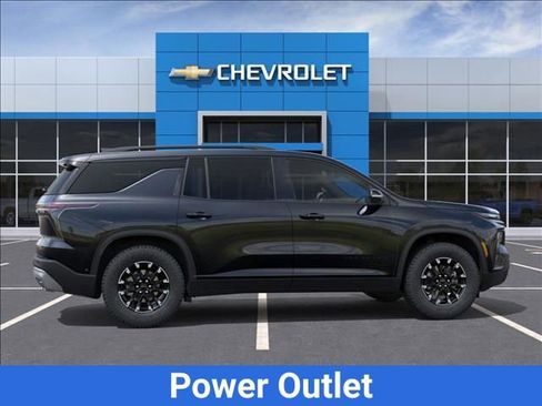 New 2026 Chevrolet Traverse Z71 w/ Driver Confidence Package image 5