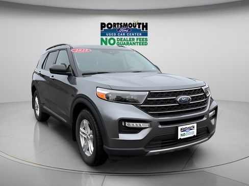 Used 2022 Ford Explorer XLT w/ Equipment Group 202A AWD/4WD image 22