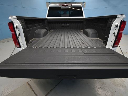 Used 2025 Chevrolet Silverado 2500 High Country image 30