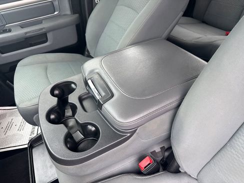 Used 2020 RAM 1500 Classic SLT AWD/4WD image 21