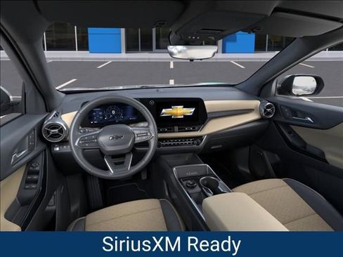 New 2026 Chevrolet Equinox ACTIV AWD/4WD image 17