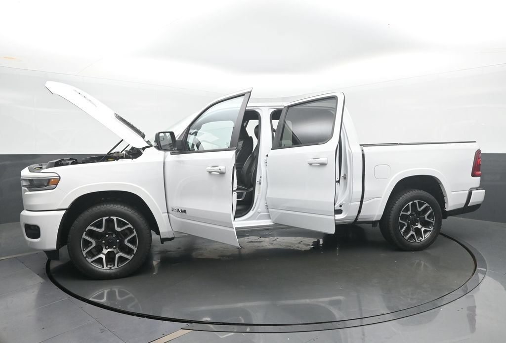 Used 2025 RAM 1500 Laramie w/ Sport Appearance Package AWD/4WD image 60