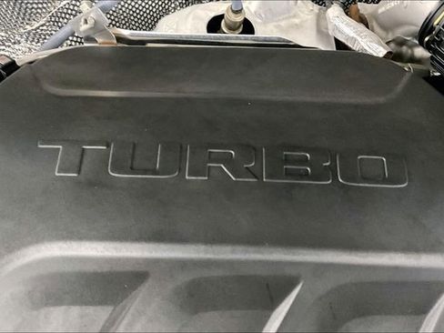 Used 2023 Buick Encore GX Select w/ Sport Touring Package image 30