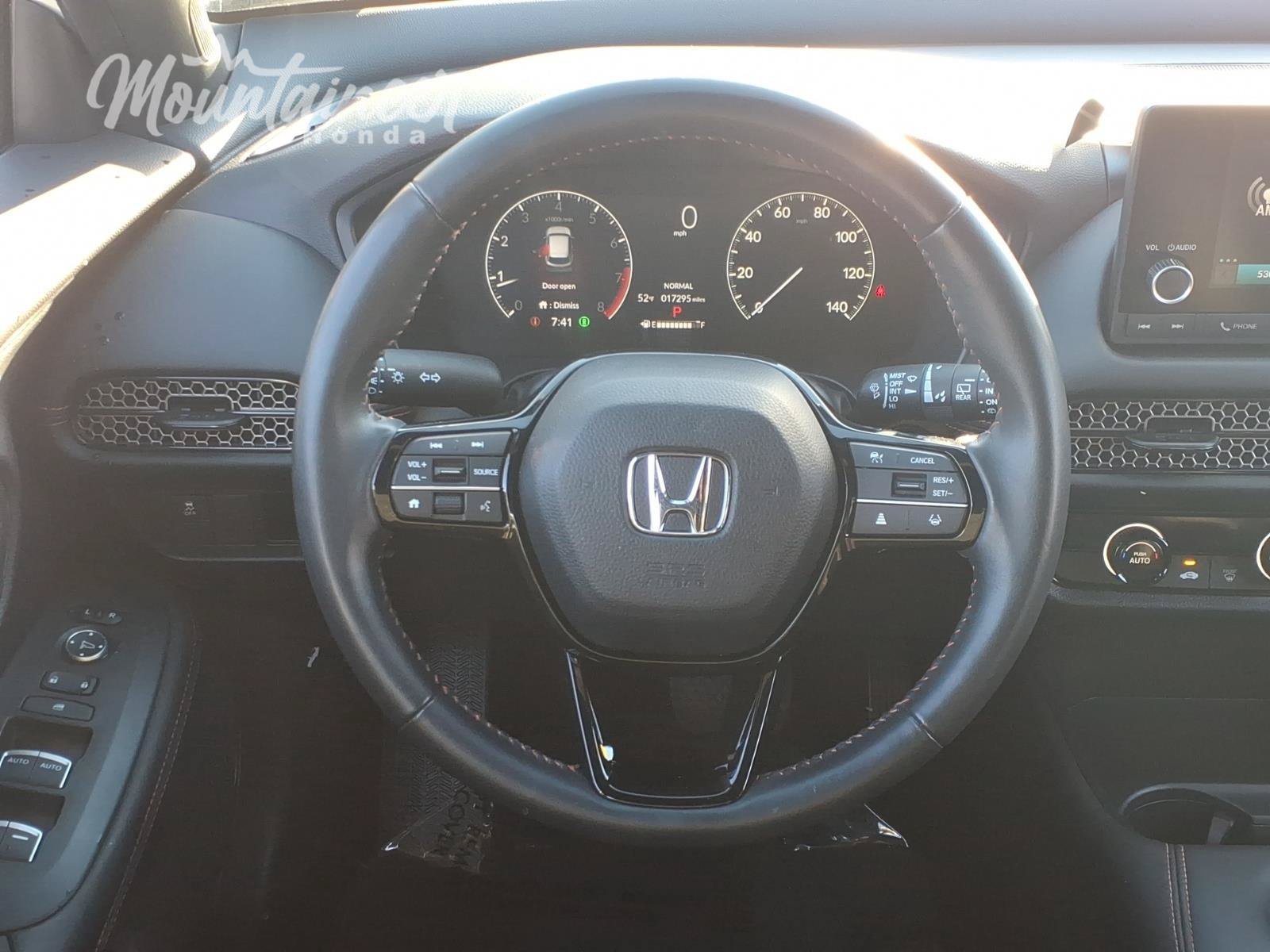 Used 2025 Honda HR-V Sport image 29