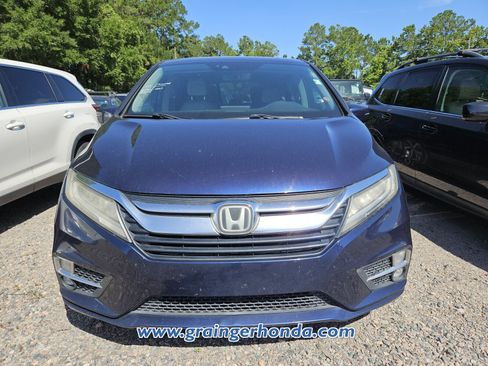 Used 2019 Honda Odyssey Elite image 3