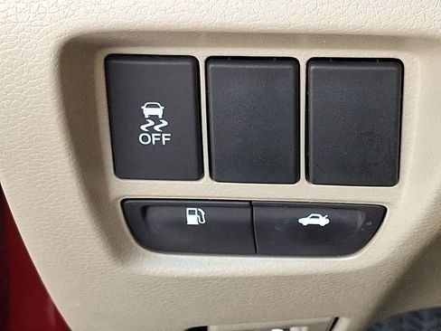 Used 2017 Acura TLX image 28