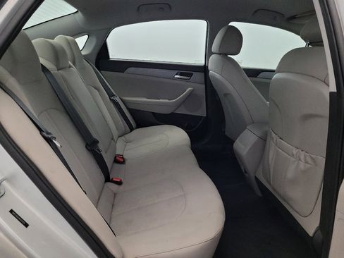 Used 2019 Hyundai Sonata SE FWD image 19