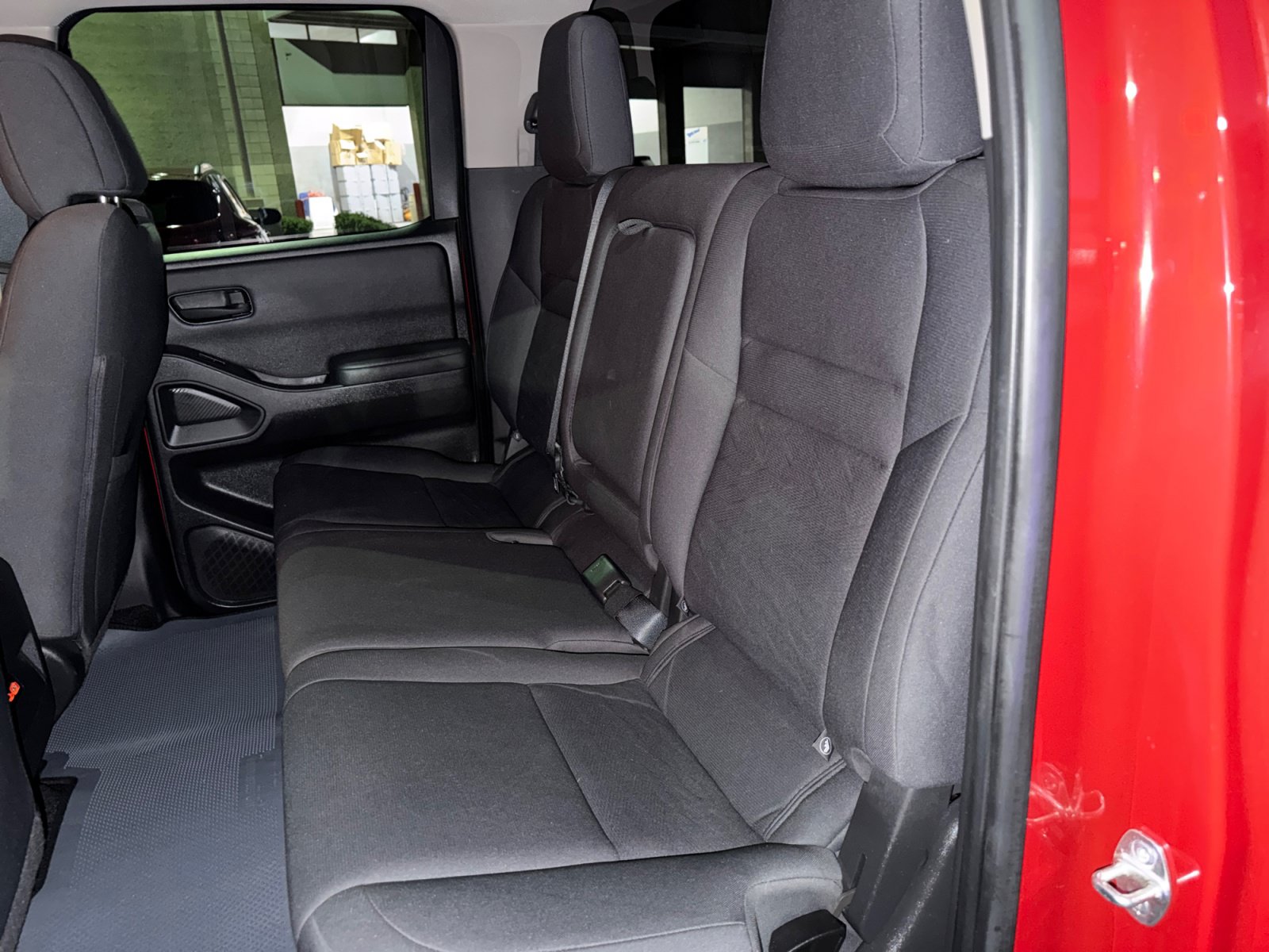 Used 2022 Nissan Frontier S w/ Technology Package RWD image 16
