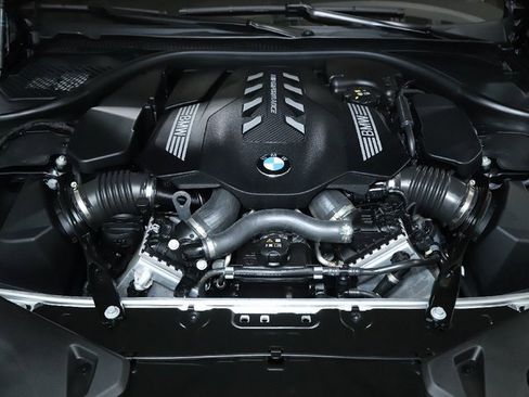 Used 2026 BMW M850i xDrive image 37