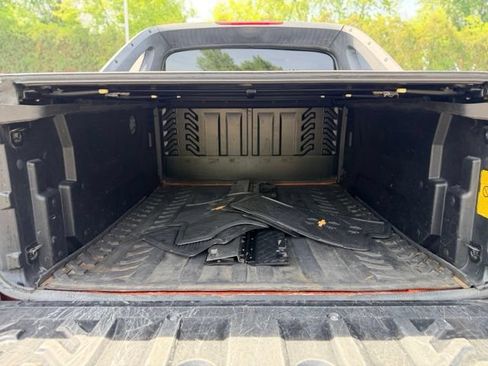 Used 2008 Chevrolet Avalanche LT w/ Convenience Package #1 AWD/4WD image 23