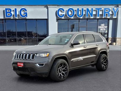 Used 2021 Jeep Grand Cherokee Laredo