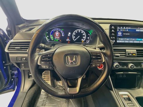Used 2022 Honda Accord Sport image 11