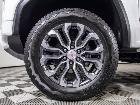 Used 2026 GMC Canyon Denali AWD/4WD image 40