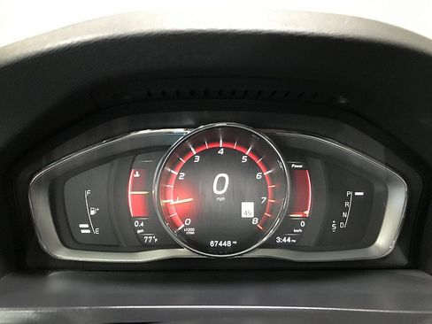 Used 2017 Volvo V60 T5 Platinum FWD image 22