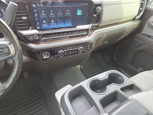 Used 2022 Chevrolet Silverado 1500 RST w/ Z71 Off-Road Package image 29