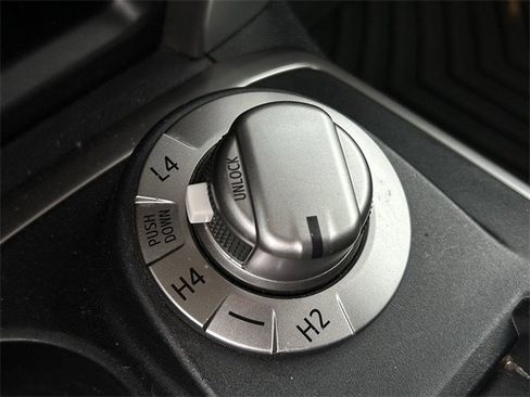 Used 2021 Toyota 4Runner SR5 image 22