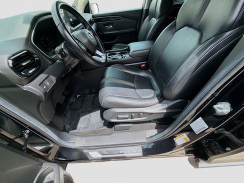 Used 2024 Honda Pilot EX-L image 17
