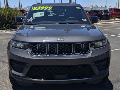 Certified 2025 Jeep Grand Cherokee Laredo w/ MOPAR Finishing Package RWD image 6