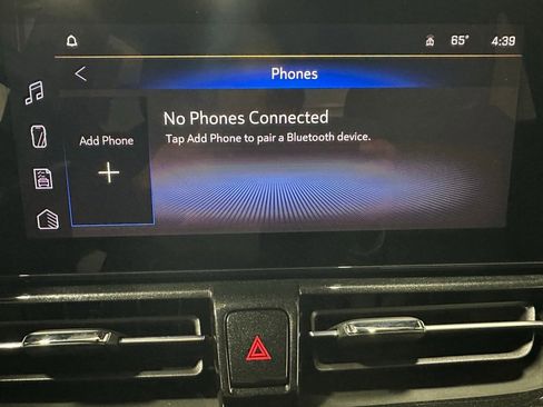 Used 2024 Chevrolet TrailBlazer RS w/ Convenience Package image 28