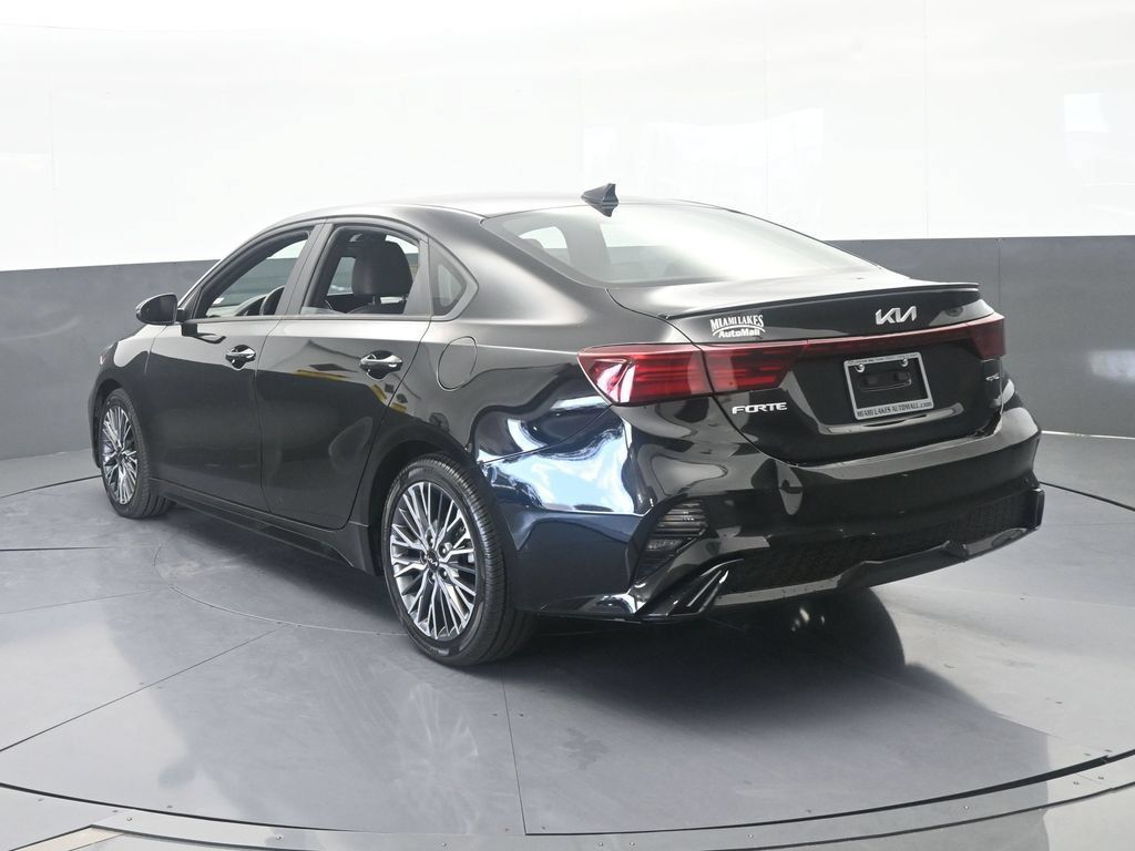 Used 2023 Kia Forte GT-Line FWD image 4