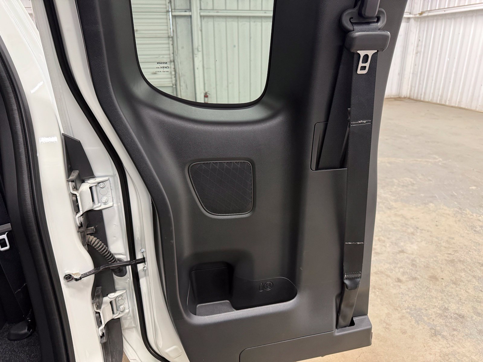 Used 2025 Nissan Frontier SV RWD image 21