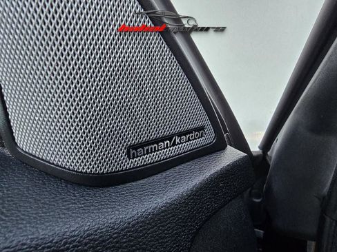 Used 2010 Mercedes-Benz E 350 E 350 image 25