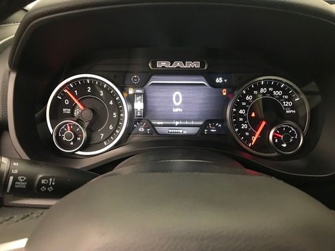 New 2026 RAM 1500 4x4 Crew Cab image 18