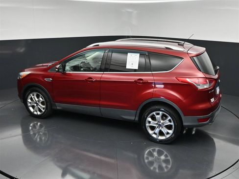 Used 2016 Ford Escape Titanium w/ Equipment Group 301A AWD/4WD image 25