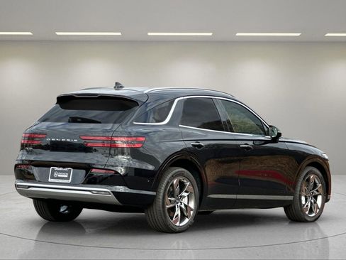 New 2024 Genesis Electrified GV70 Prestige w/ Prestige Package image 3