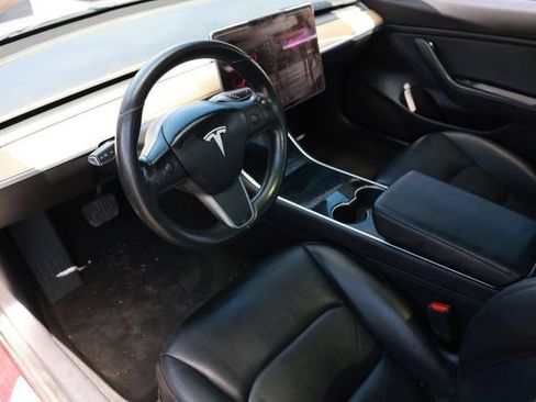 Used 2019 Tesla Model 3 Standard Range RWD image 6