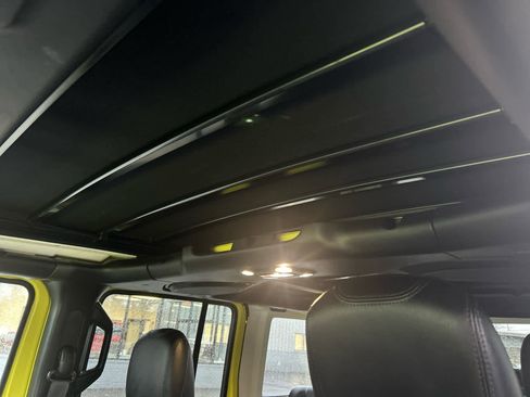 Used 2023 Jeep Wrangler Sahara w/ Cold Weather Group image 34