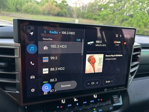 Used 2024 Toyota Tundra SR5 w/ SR5 Premium Package image 23