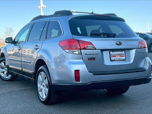 Used 2012 Subaru Outback 2.5i Limited w/ Moonroof Pkg image 10