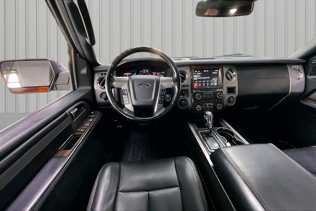 Used 2017 Ford Expedition EL Platinum AWD/4WD image 8