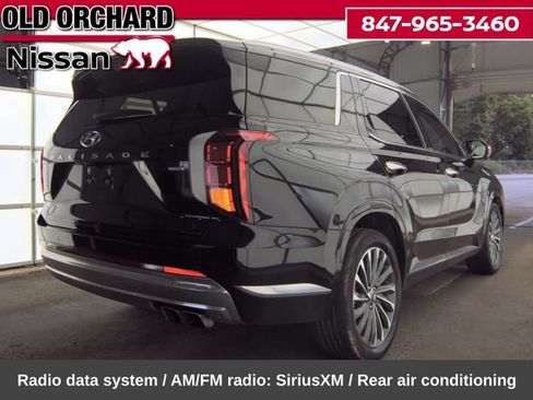 Used 2024 Hyundai Palisade Calligraphy AWD/4WD image 2