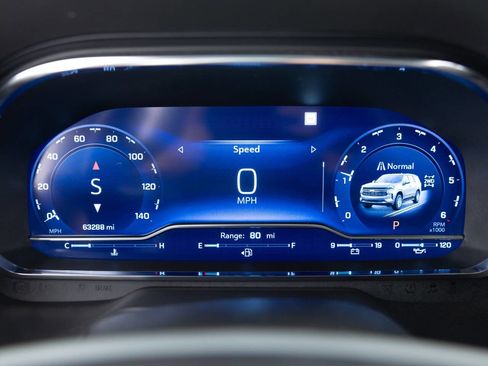 Used 2023 Chevrolet Suburban RST image 37