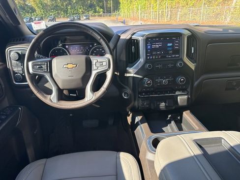 Used 2020 Chevrolet Silverado 2500 LTZ w/ LTZ Plus Package image 26