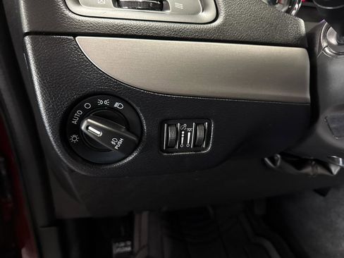 Used 2019 Dodge Grand Caravan GT image 11