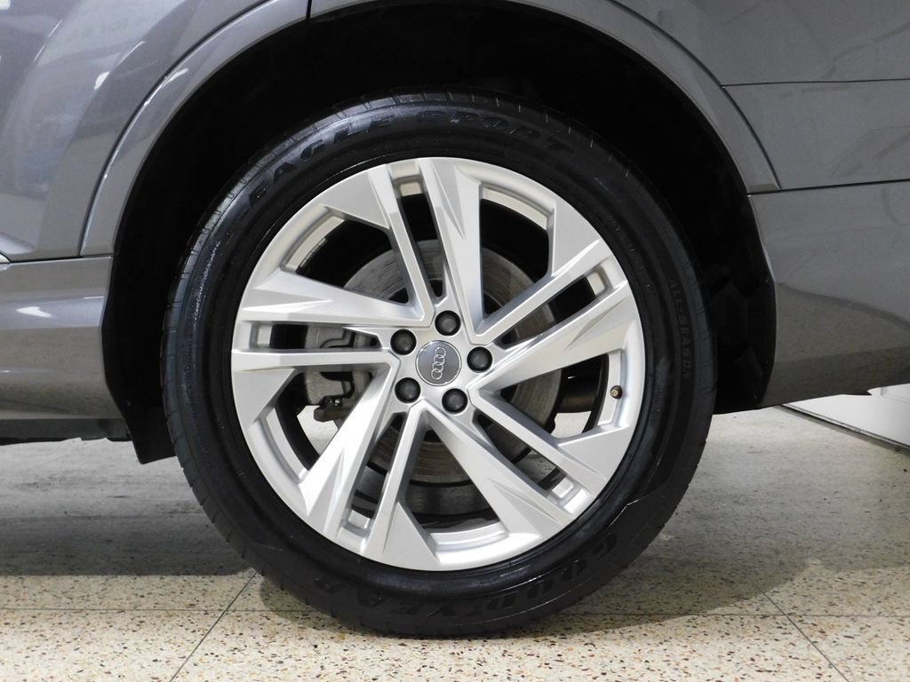 Used 2021 Audi Q7 3.0T Premium Plus w/ Premium Plus Package AWD/4WD image 87