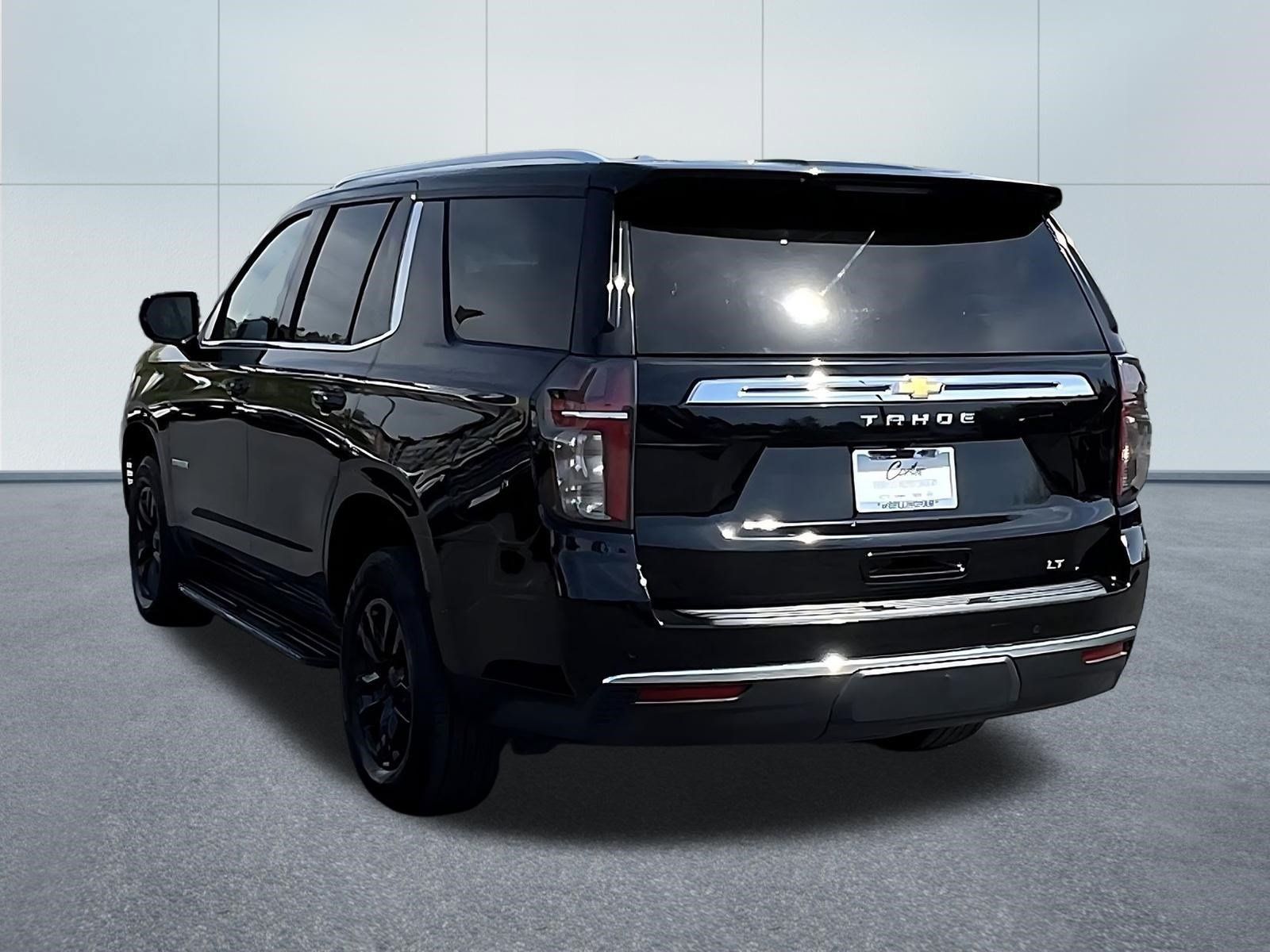 Used 2023 Chevrolet Tahoe LT AWD/4WD image 4