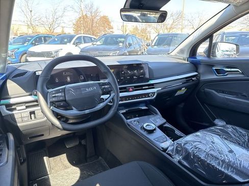New 2026 Kia Sportage LX FWD image 22