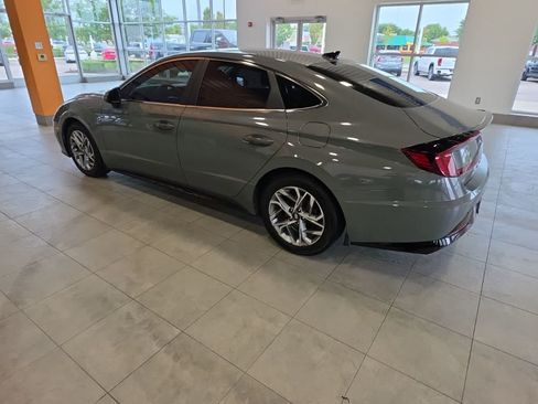 Used 2023 Hyundai Sonata SEL FWD image 11